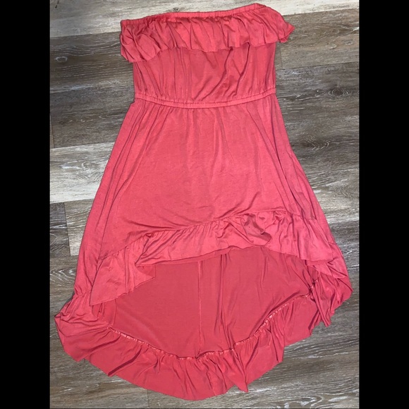 Pink Ruffles - Picture 1 of 5